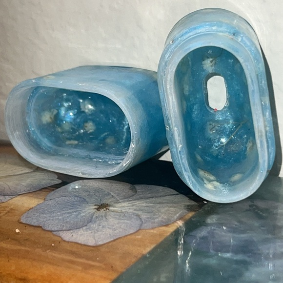 Apple AirPod Case AirPod Gen 1 or 2 Ombré Translucent Blue White Baby’s Breath - Picture 5 of 5